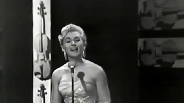 Nora Nova (1961) - Du Bist So Lieb, Wenn Du Lachelst, Cherie