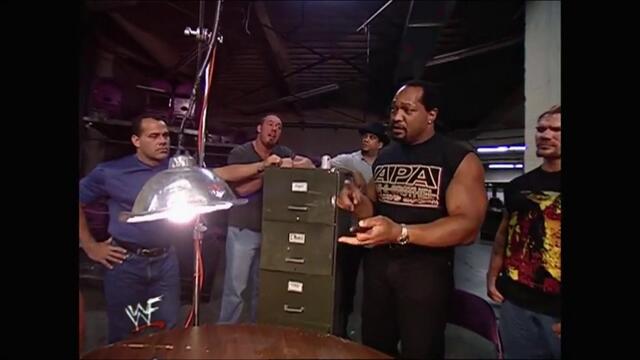 Apa backstage (Raw 25.06.2001)