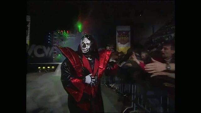 WCW: Ла Парка (дебют) срещу Ювентуд Герера, Нитро (1996)