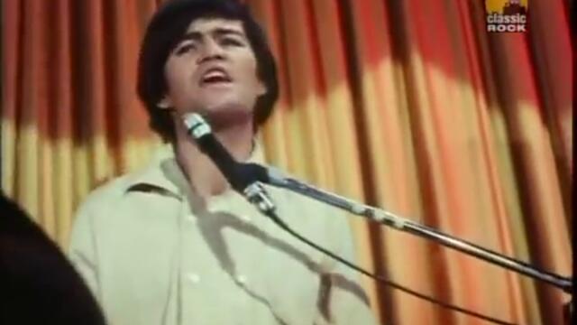 The Monkees - I'm a Believer [official music video].flv