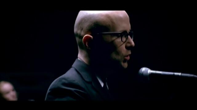 Moby – Lift Me Up [February 28, 2005] HD