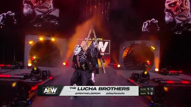 Братята Луча (Пента и Феникс) срещу Йънг Бъкс (Мат и Ник Джаксън) - Мач със стълби за AAA отборните титли 1/2 (AEW: С все сили)