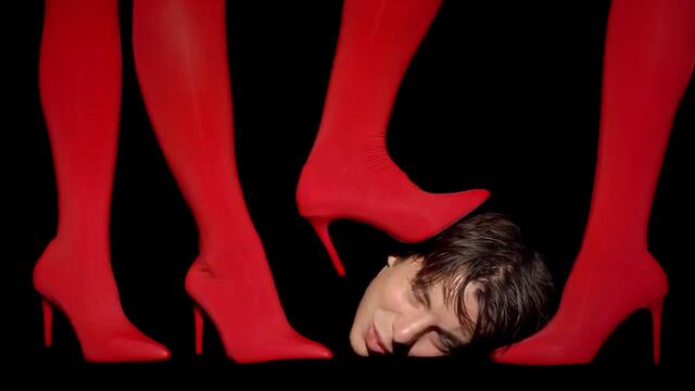 TINO - Искам още (Official Video)