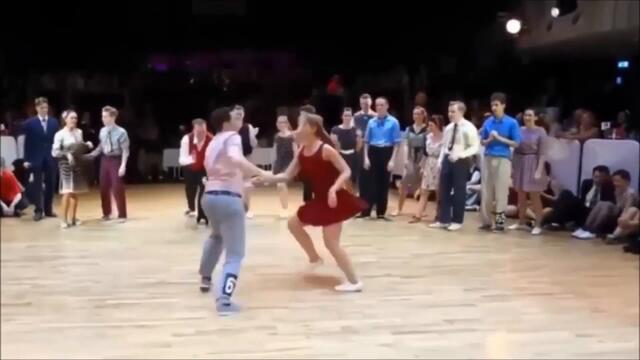 Band ODESSA - А ТЫ ХОТЬ РЕЖЬ МЕНЯ