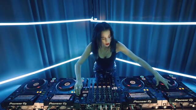 Juicy M - 4 CDJs Mix 2020