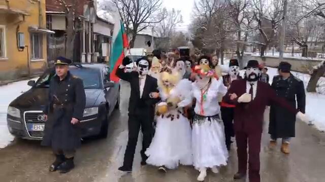 Честит имен ден Ивановден - Вижте странни традиции от България за Ивановден