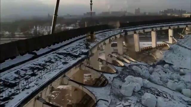 Срути се покрив на огромен спортен комплекс в Санкт Петербург, Русия-31.1.2020