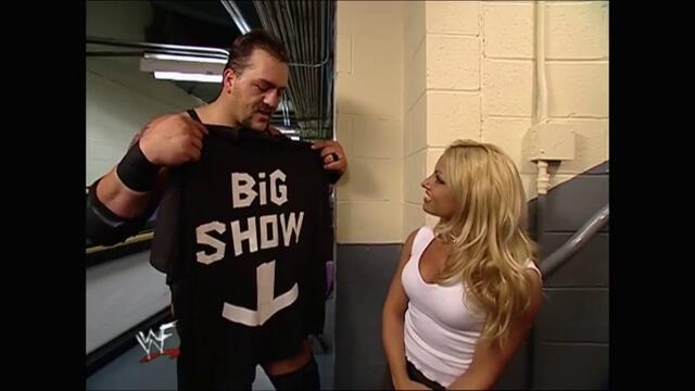 The Big Show backstage Trish Stratus (Raw 25.06.2001)