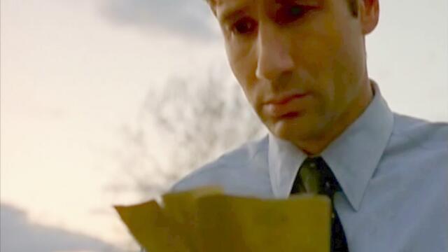 The X Files S04 / Досиетата Х ep05 The Field Where I Died part.1