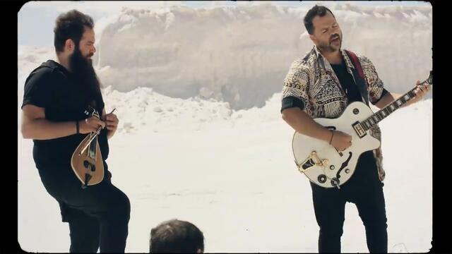 Nikos Apergis - Mia kiriaki • Official Music Video