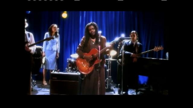 Tracy Chapman - Give Me One Reason (Official Music Video)
