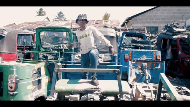 Jay Mitta feat Dogo Mjanja:  TATIZO PESA