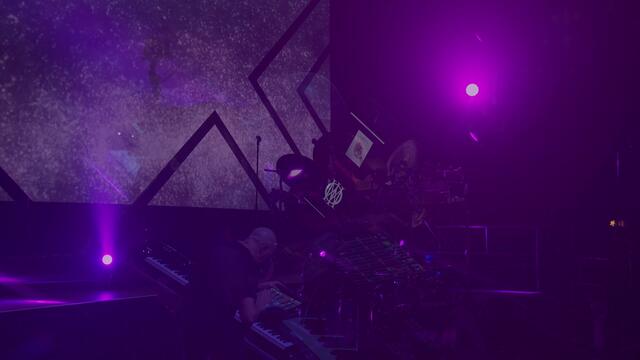 Dream Theater - Pale Blue Dot (from Distant Memories - Live in London)
