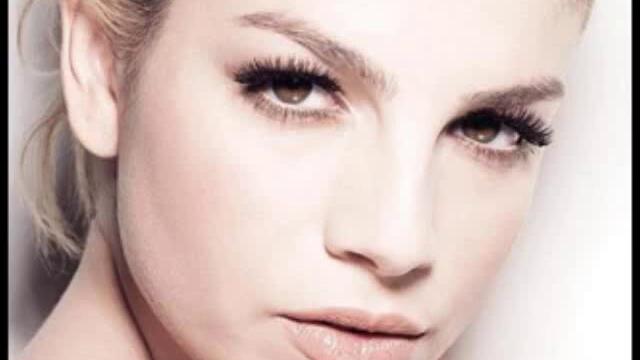 Emma Marrone - L' Amore Non Mi Basta