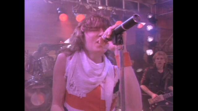 Def Leppard - Photograph