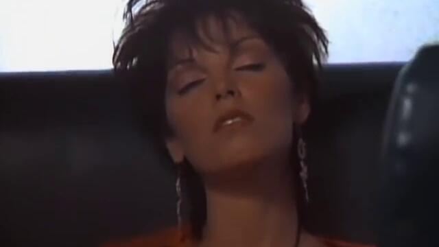 Pat Benatar - Love Is A Battlefield (Official Video)