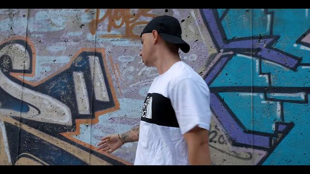 DJAANY - ПЕШКА ЗА ЦАРИЦА [Official Music Video] (Prod. by ANARCHY)