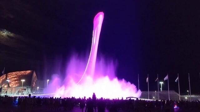 Олимпийский Сочи: поющие фонтаны в полнолуние 2020