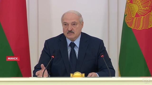 Лукашенко: Домохозяйка Тихановская забыла, что Президент Беларуси её спас!