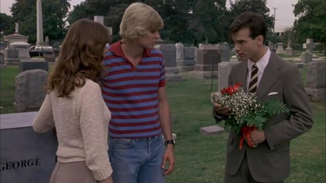 Mortuary (1983) - Bill Paxton ridiculous run