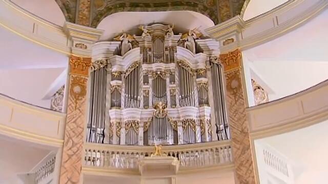 J.S. Bach - Toccata and Fugue in D minor BWV 565