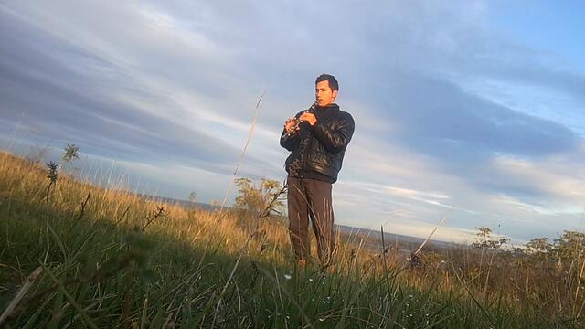 кючек на полето с кларинет