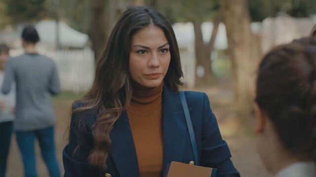 Barış, Zeynep'e Tutuklu Kaldı | Doğduğun Ev Kaderindir 18. Bölüm