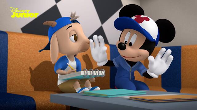 🥳 Echipa Go-Kart | Mickey Mouse: Aventuri Încurcate | Disney Junior România