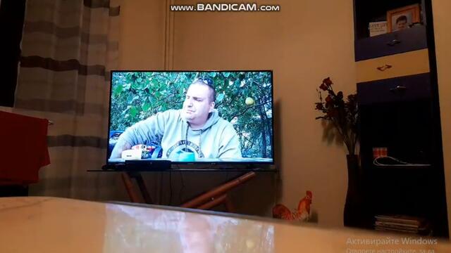 Смях с Mr Channel - Super Naturale Заеква по смешен начин