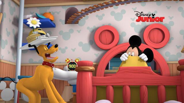 Mickey Mouse e Seu Amigo Pluto | O Mega Aniversário do Mickey
