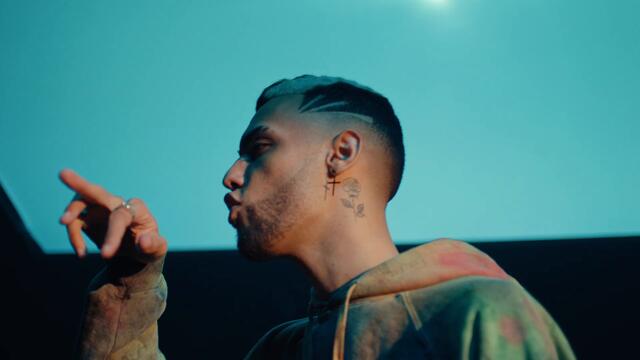 Farruko, Milly, Jay Wheeler, Nio Garcia & Amenazzy - No Te Enamores Remix 🍯🐝 (Official Video)