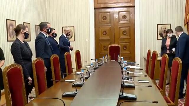 Среща на президента с ПП Възраждане