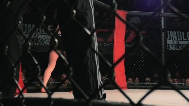 Strawweight Title Fight: Lang VS Sanchez