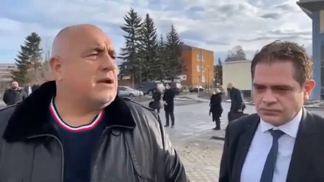 Жена емна Бойко Борисов в Сливница