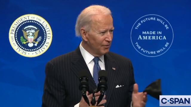 Joe Biden IMMEDIATELY puts Mask on after Condemning Anti-Maskers 😂😂😂