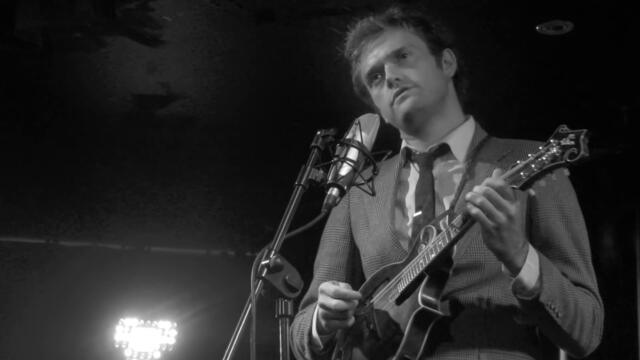 Chris Thile sings Josh Ritter's 'Another New World' @ Whelan's - Dublin, IE, 14 September