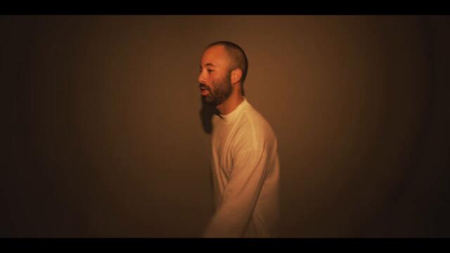 Moodbymatteo - "Colors" - (OFFICIAL MUSIC VIDEO)