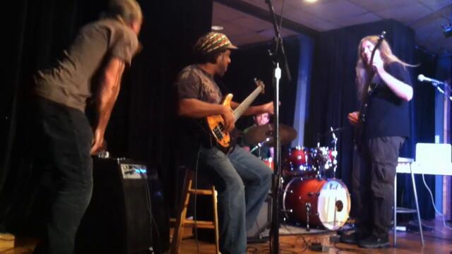 Alex Webster Berklee Clinic Jam with Victor Wooten and Steve Bailey