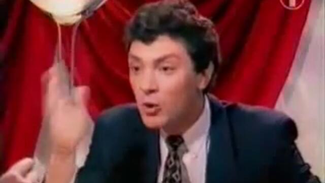 yt1s.com - Жириновский обливает Немцова_360p