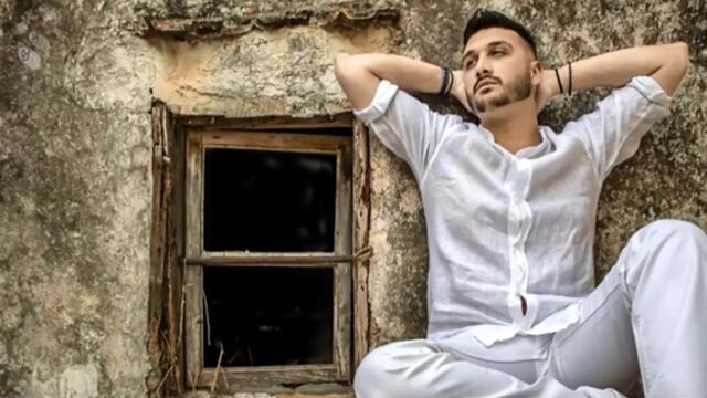 Σακελλάρης - Φυσάει πολύ - духа силно