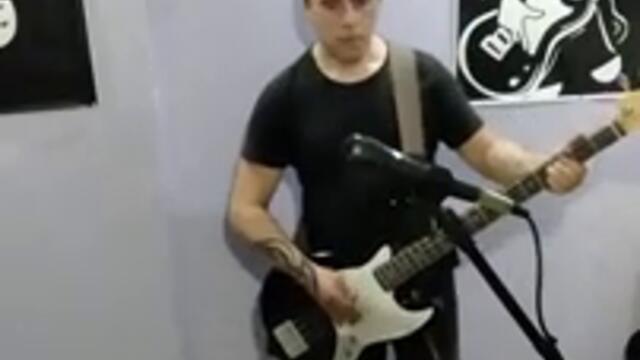 Bush - "People that we love" (Bass Cover)