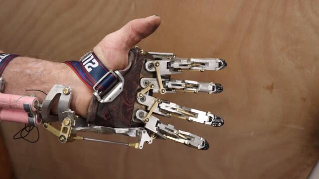 Splay function enabled! A Quick update on my new hand.