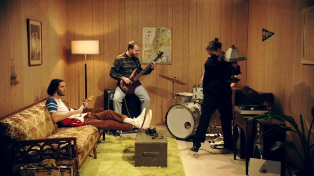 Marigold - "Waiting On Me" (Official Music Video)