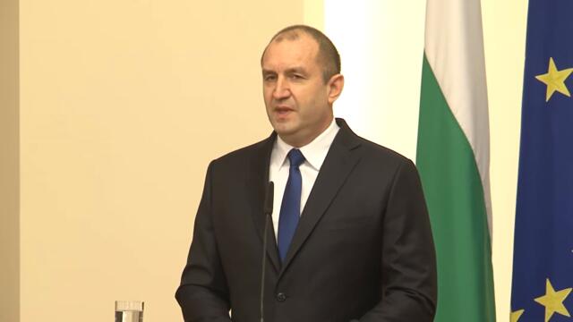 Румен Радев представи служебното правителство