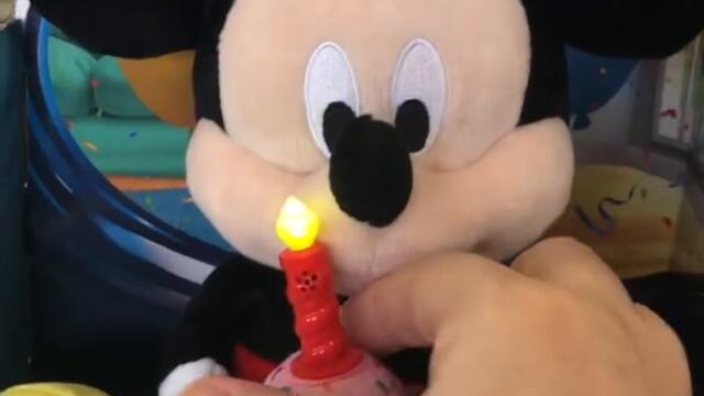 Mickey Mouse Bolo de Aniversário Parabéns a você !! #Shorts #MickeyMouse