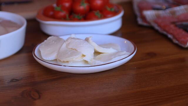 Пиле Капрезе | Рецепта за пилешки гърди Капрезе | Как се прави пиле Капрезе | Пиле Капрезе рецепта |