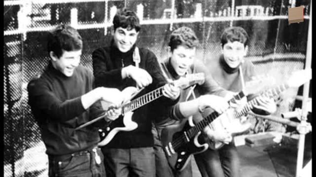 Сребърните Гривни - Улица Раковски